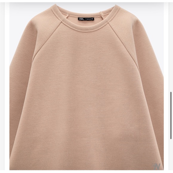 ZARA OVERSIZED TEXTURED PULLOVER SWEATSHIRT - Picture 2 of 11